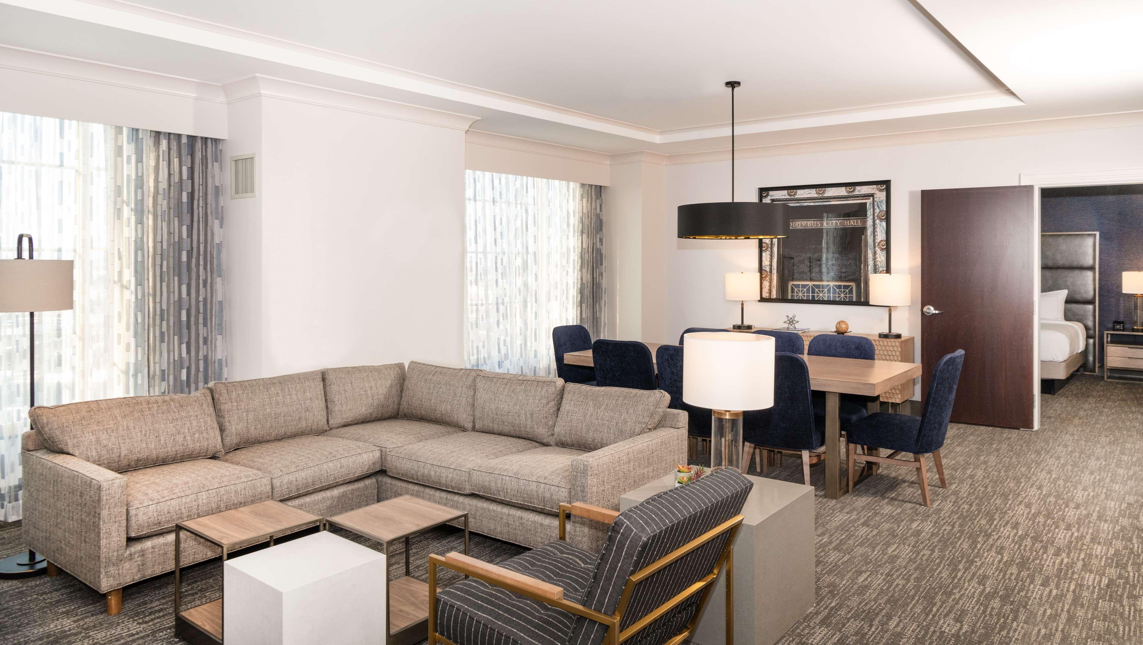 Hilton Columbus/Polaris Hotell Exteriör bild