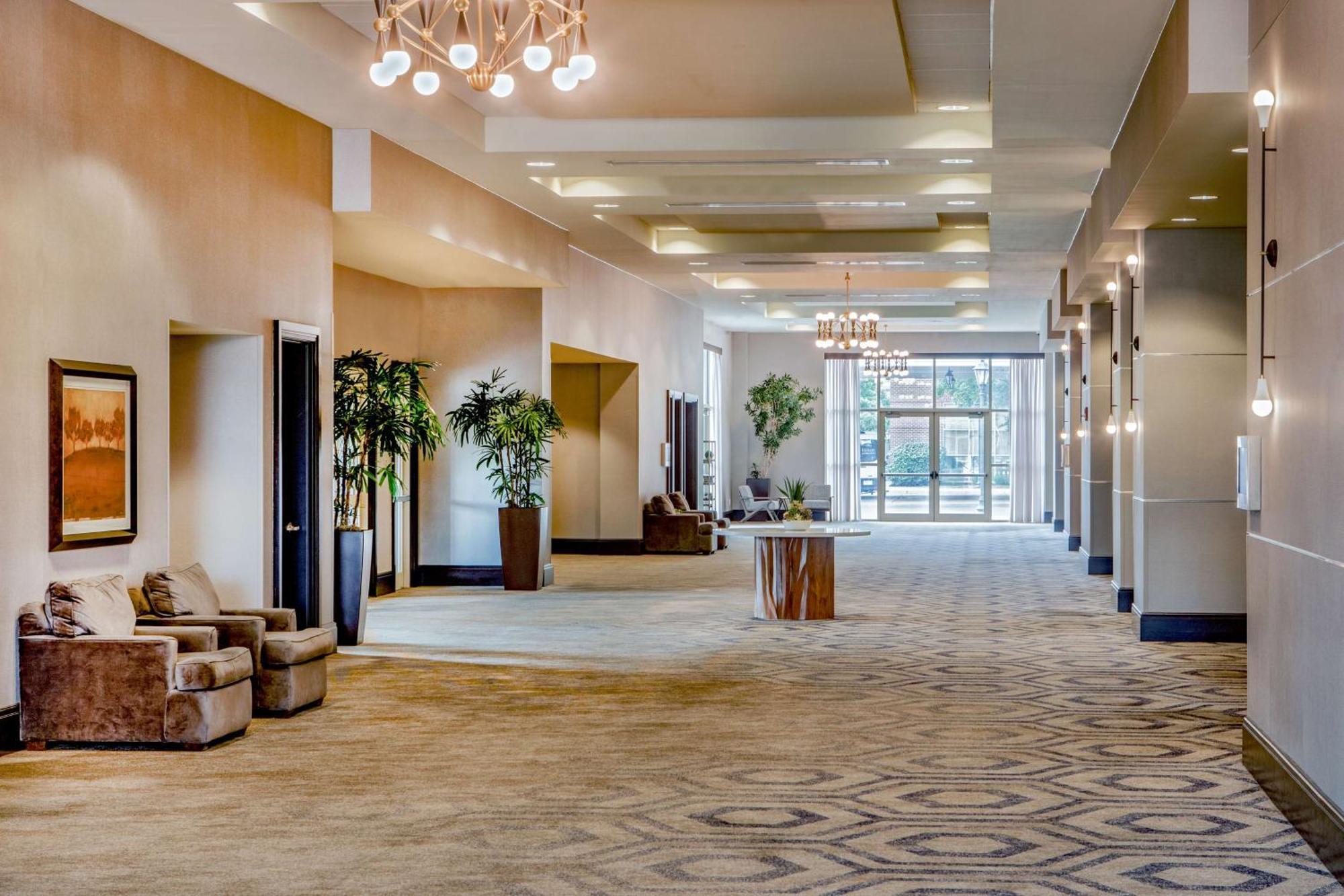 Hilton Columbus/Polaris Hotell Exteriör bild