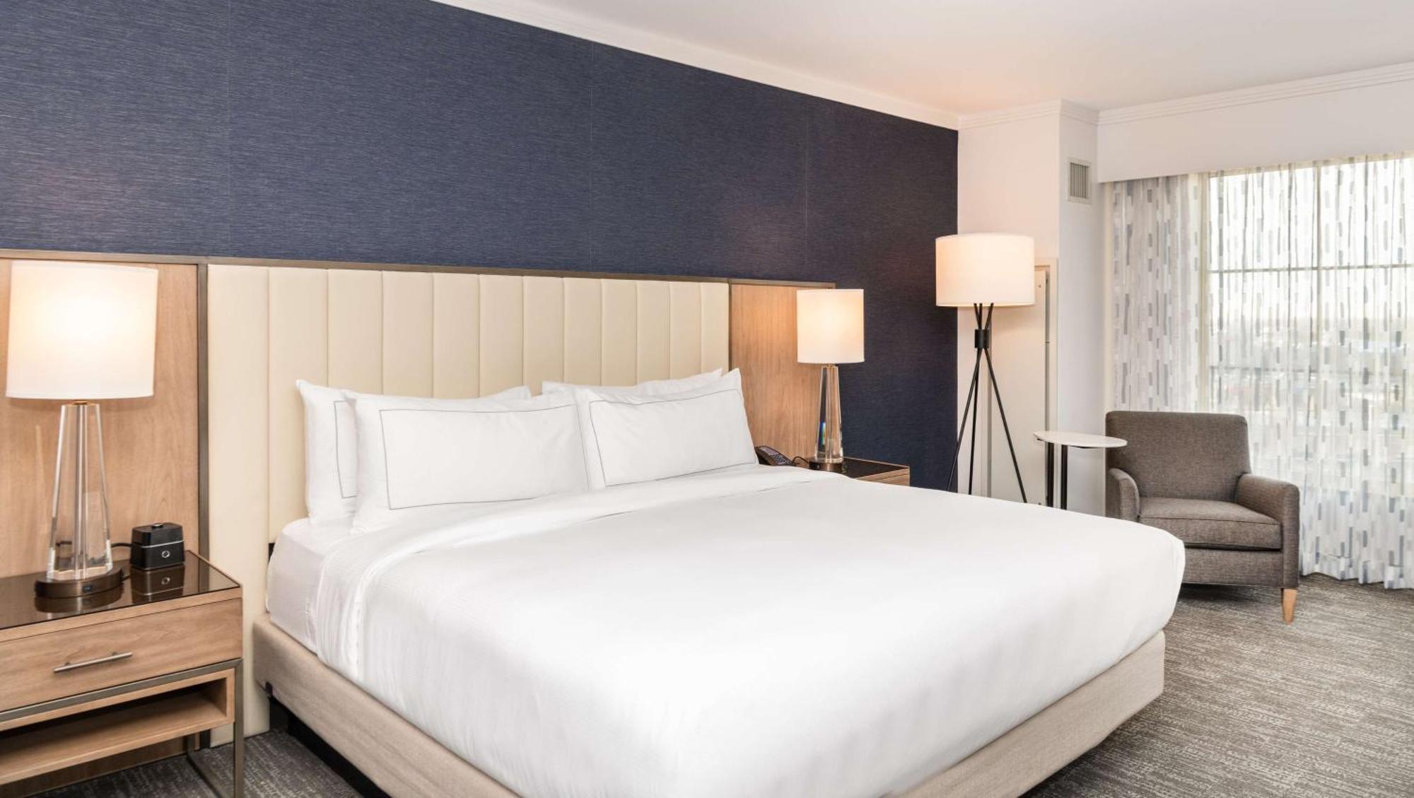 Hilton Columbus/Polaris Hotell Exteriör bild